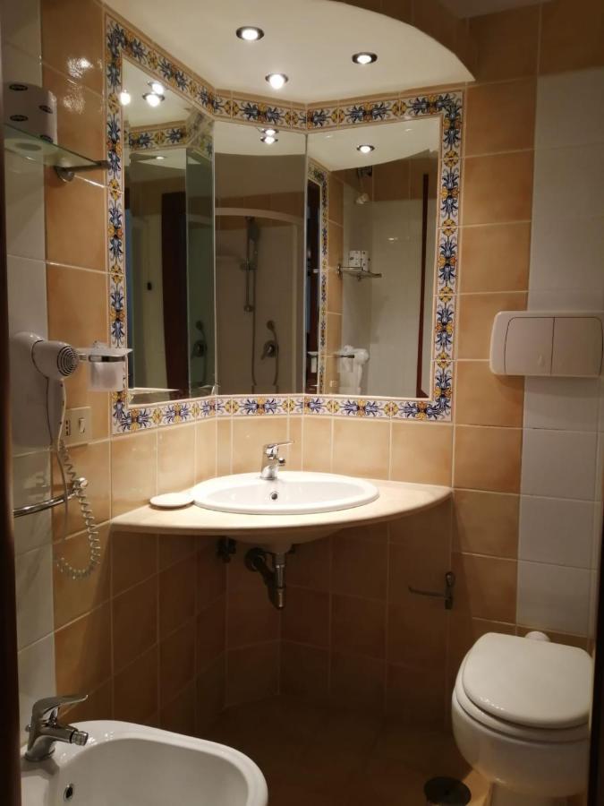 Hotel Parigino 3*